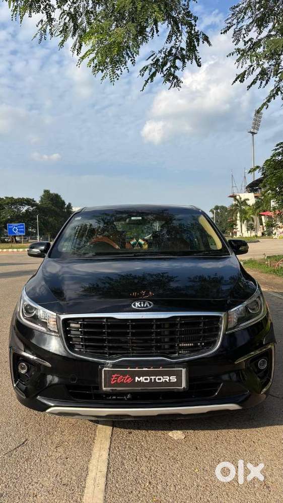 Kia Carnival Premium, 2021, Diesel