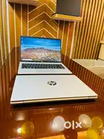 Best laptop and genuine price i3 i5 nd i7 prosesor