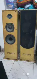 Phillips tower speaker