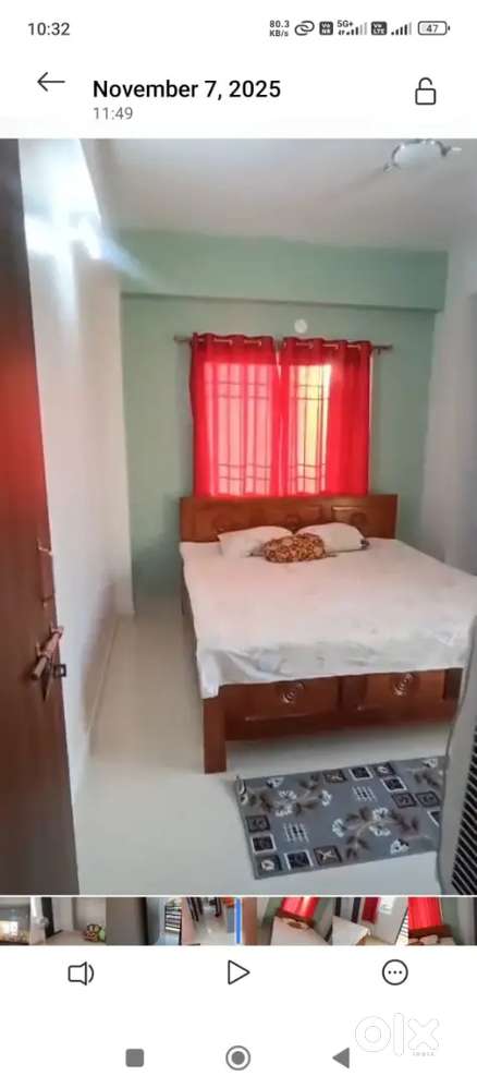 WORKING BACHELOR FULLY FURNISHED FLAT FOR RENT KRISNA NAGAR INCOME TAX