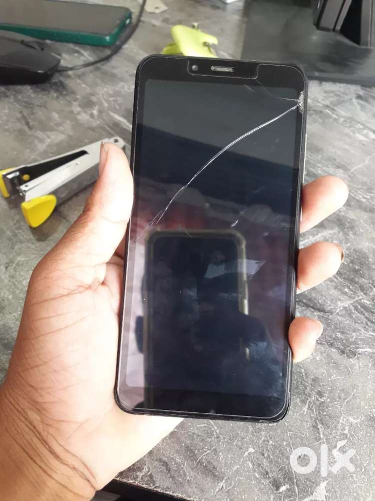 Redmi 6a smartphone