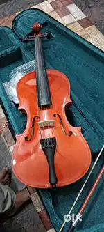 Ek new violin  use nhi huaa