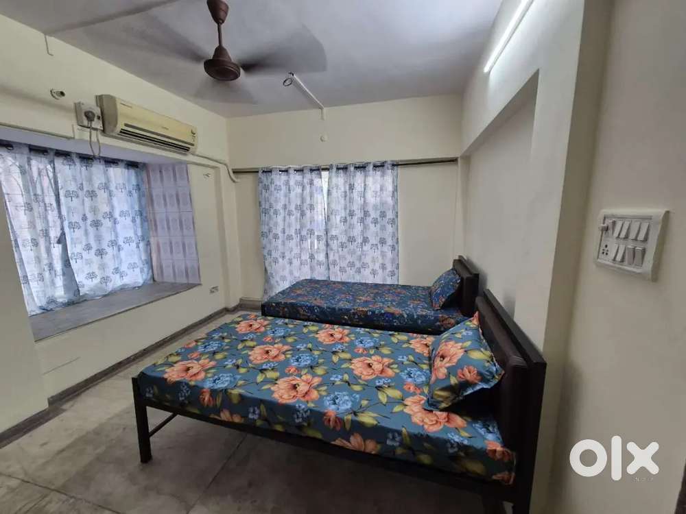 IN CHEMBUR Pg available ac non ac premium furnished no brokerage rooms