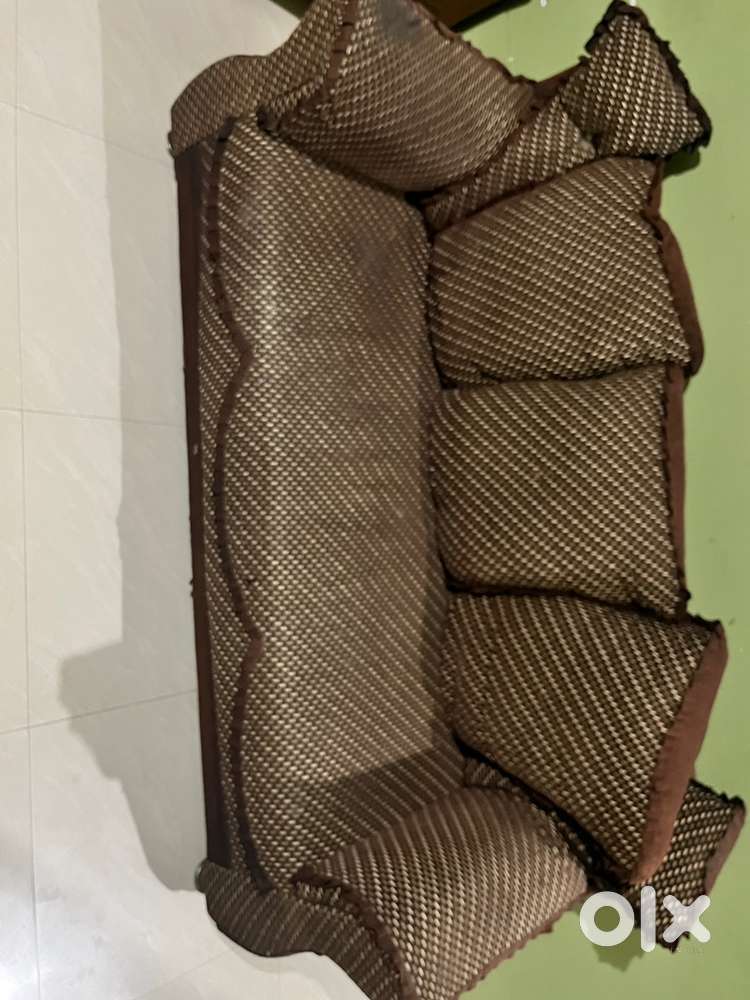 ganesha pattern sofa set