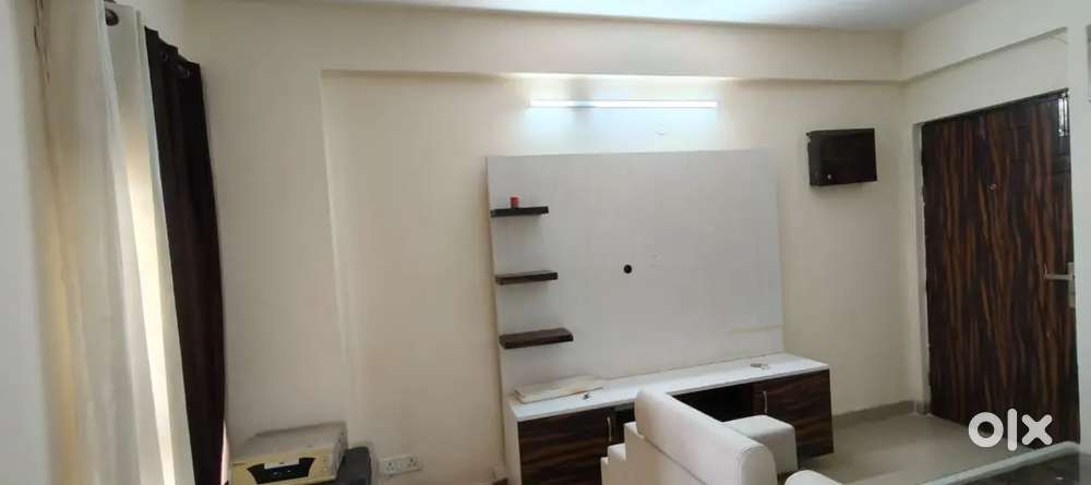 2bhk semi furnished flat sector 37D