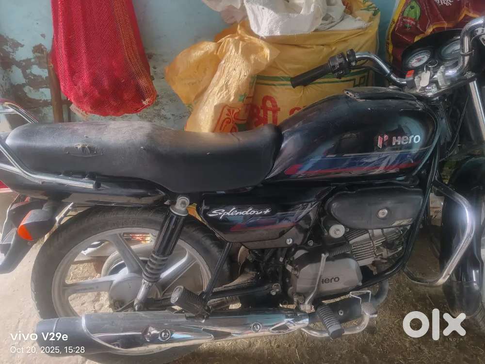 Splendor Plus 2024 model bikau hi