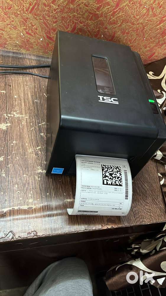 TSC TE244 barcode shipping thermal label printer. Almost new