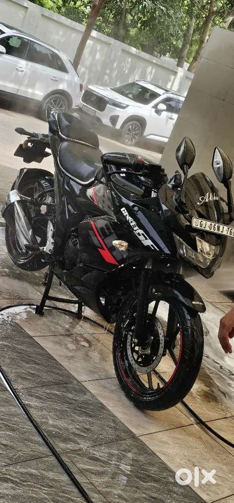 Suzuki gixxer sf 150cc