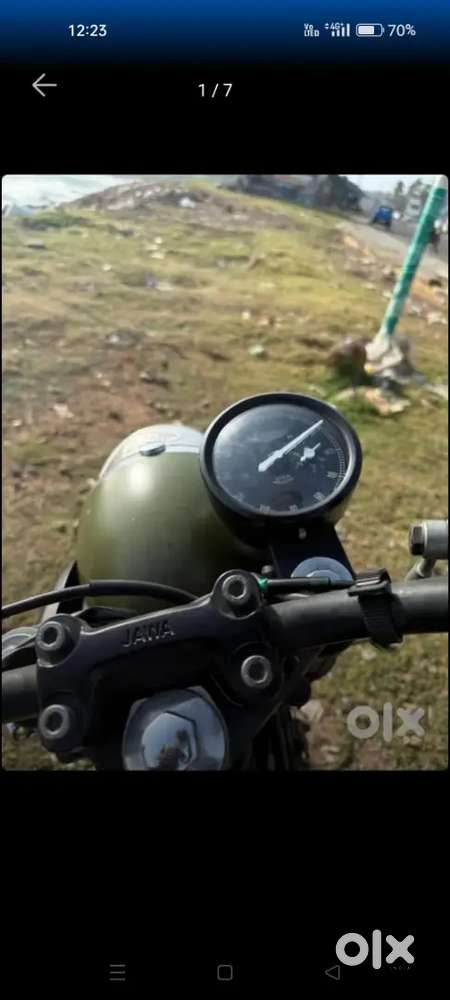 Jawa 42
2020 model
Second owner
15 km driven
Mileage 30