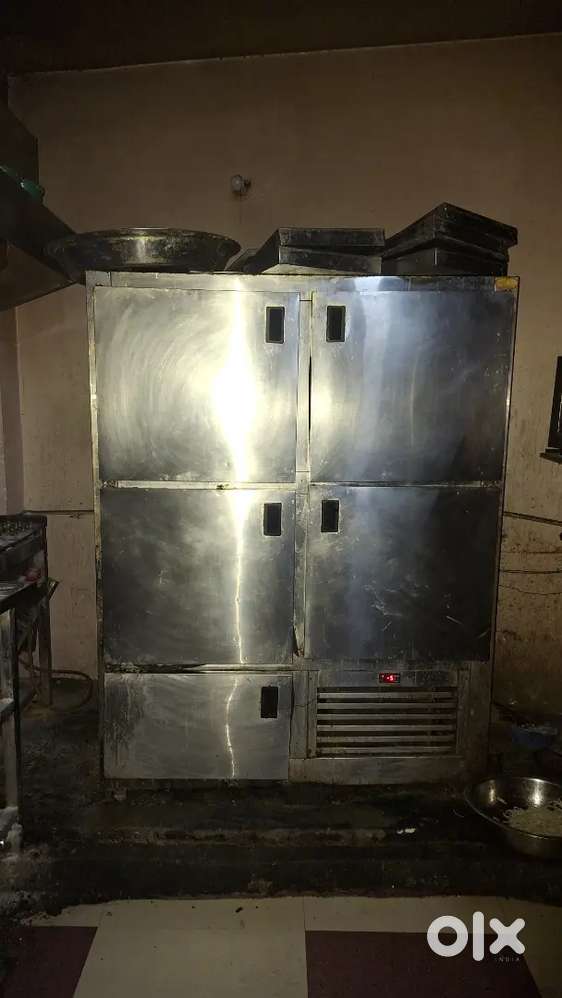 All resturant kitchen equipments