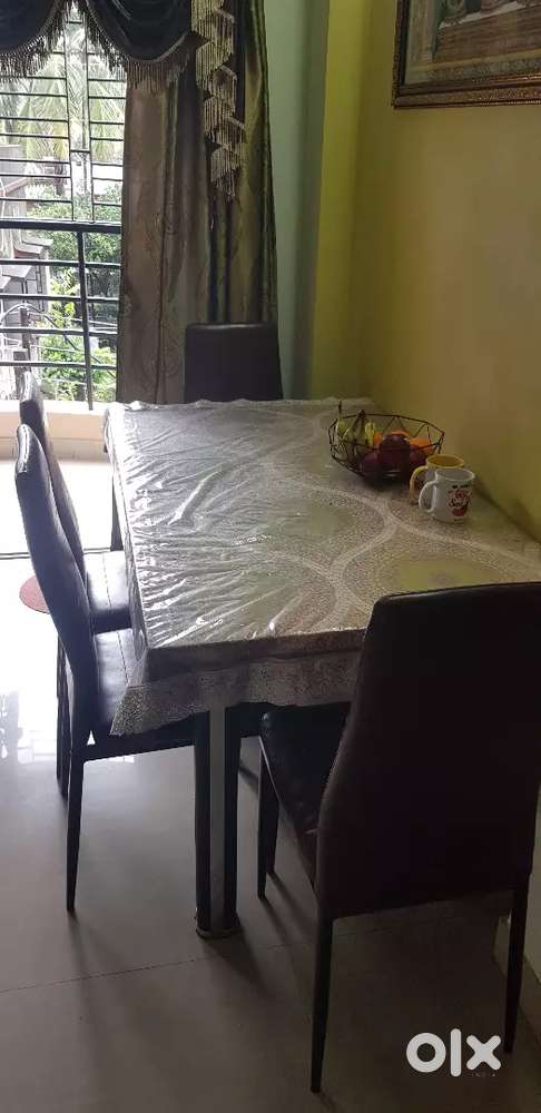 Dining Set - 4 Person