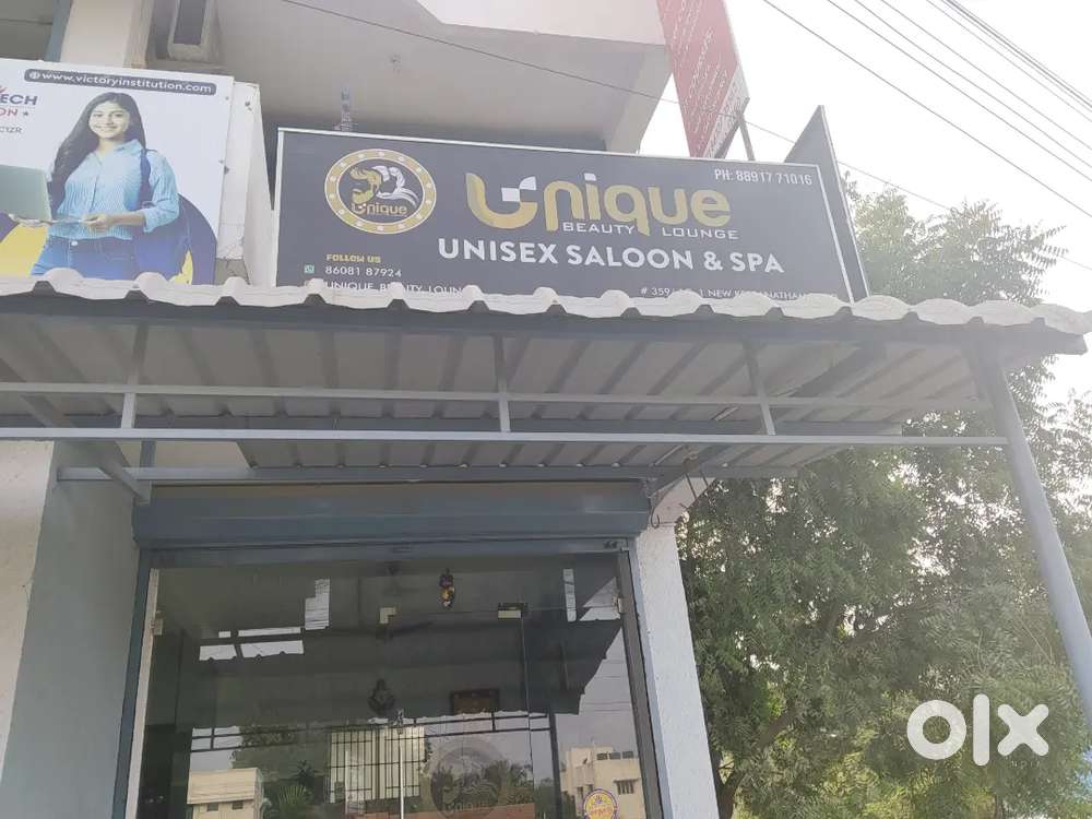 Saloon shop with full Furnished and with ful saloon equipments