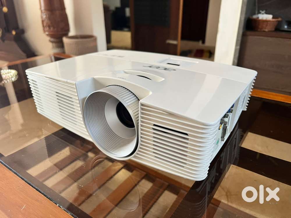 Acer Projector for hometheatre