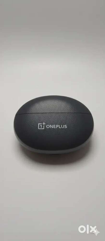 OnePlus-style True Wireless Earbuds — Mint Condition
