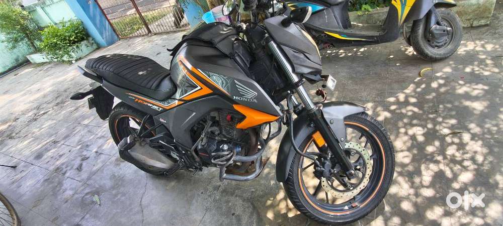 Well-Maintained 2019 Honda Hornet 160R - 45000 KM