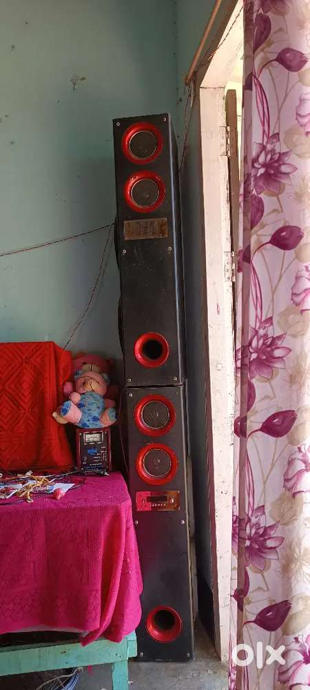 Orgnl univrsl hi bass clear sound good cond no rpring u cm n chk