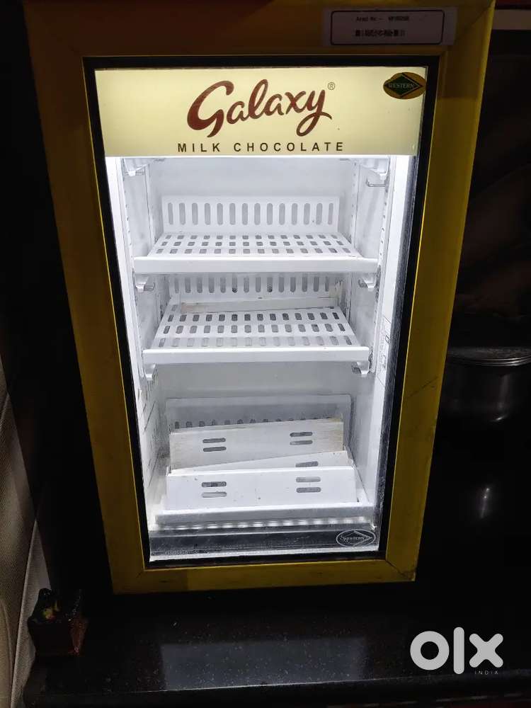 Mini refrigerator