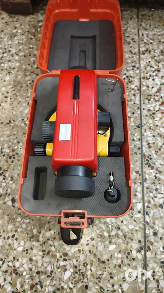Automatic level instrument