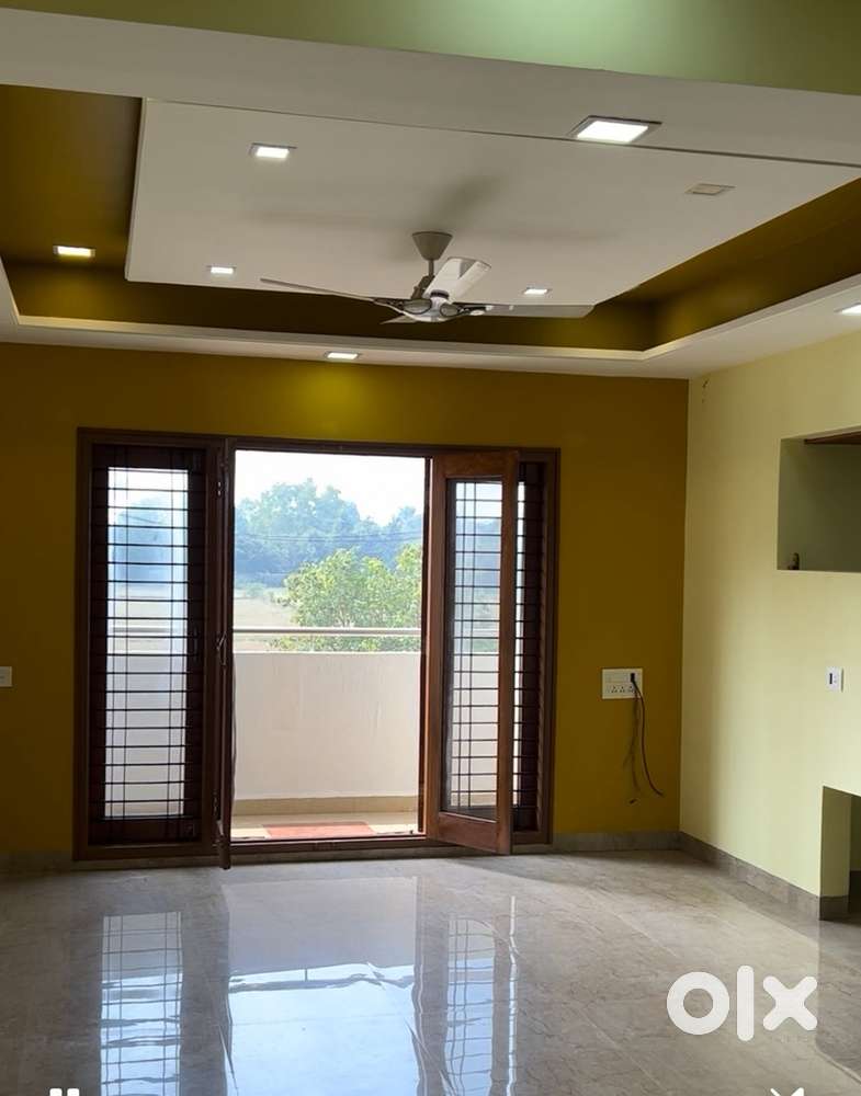 Ready to move 2 bhk flat available for sale