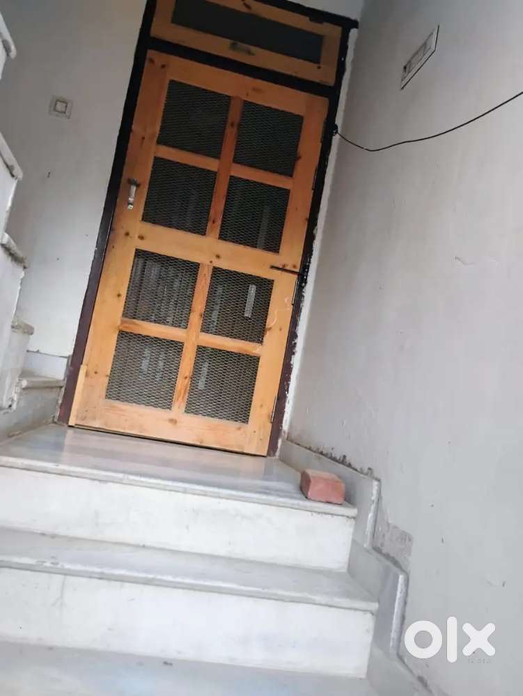 6500 kiraya 3room 2letreen 1bathroom 0pen kichen open hol pyor vej