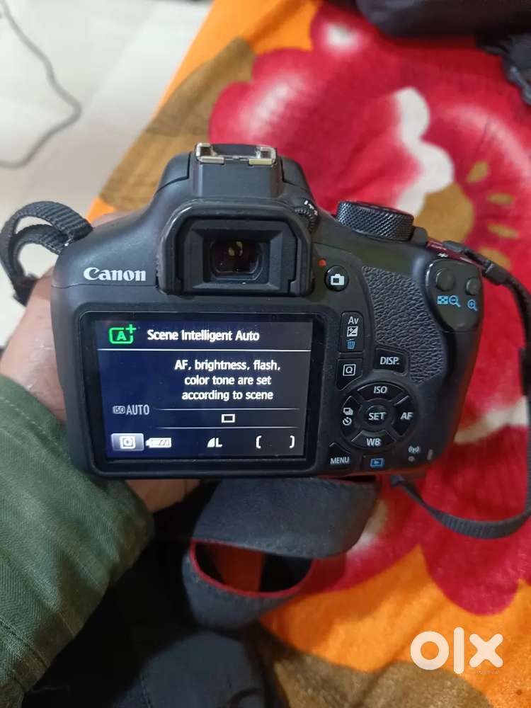Canon camera 1300D