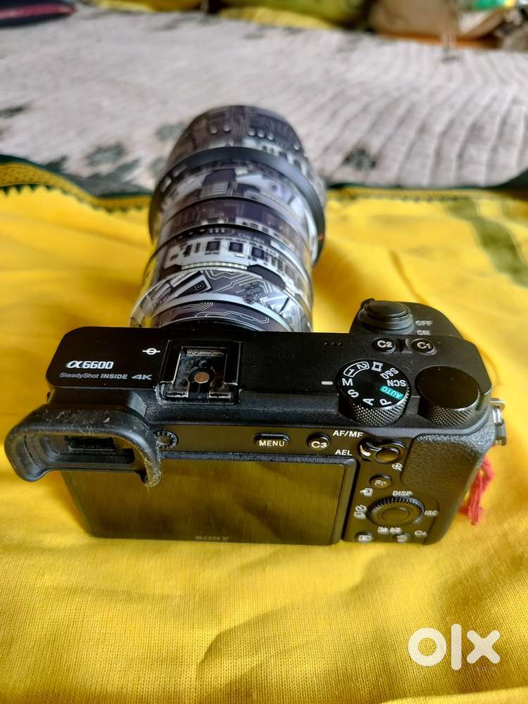Sony a 6600 with sony 18-105 mm lens