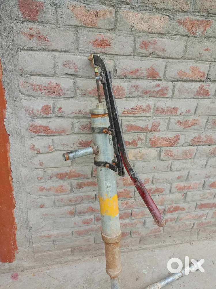 Hand pump borwal