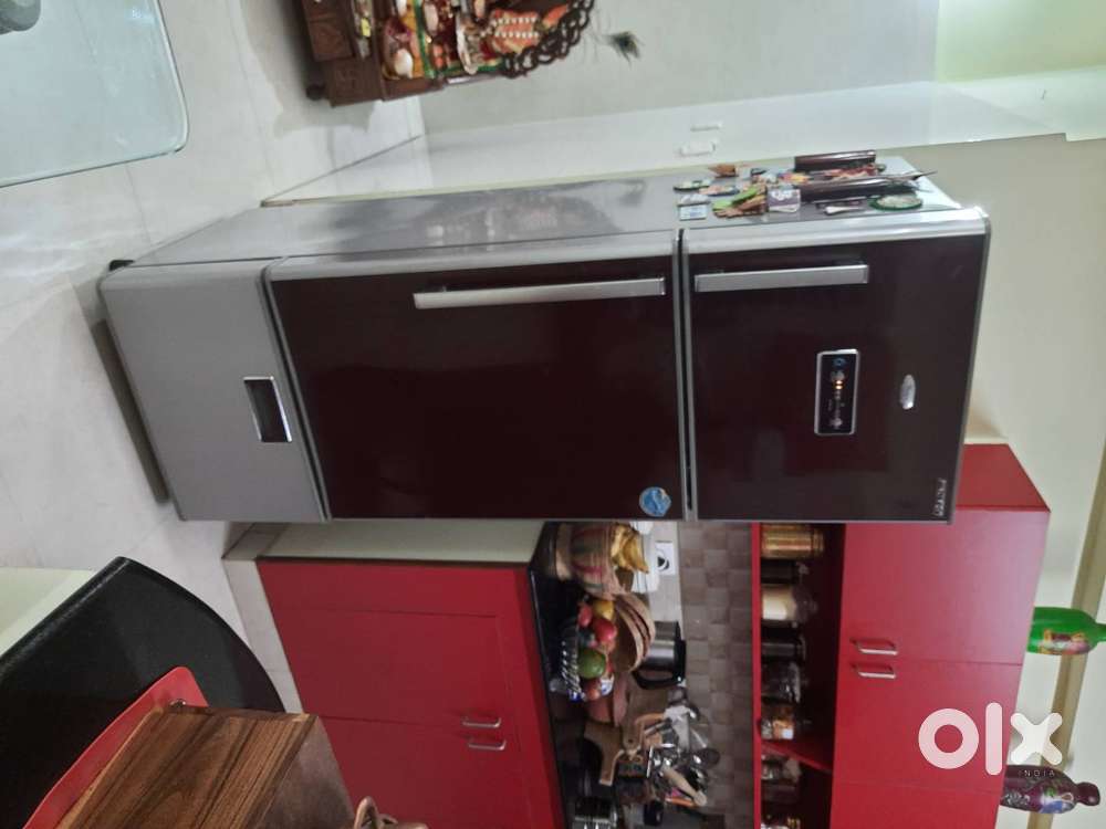 300 L Triple door Whirlpool Refrigerator