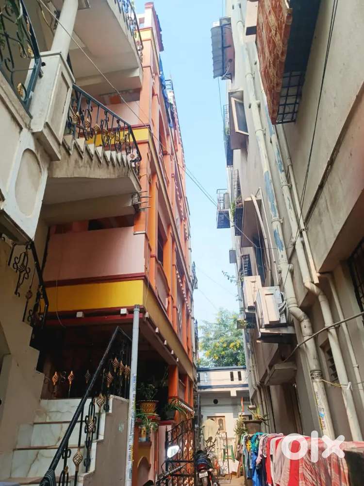 Marripalem hussainagarG+2+penthouse for sale