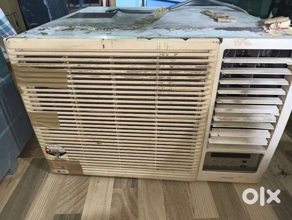 LG 1.5 Ton Window AC with Free Stabilizer