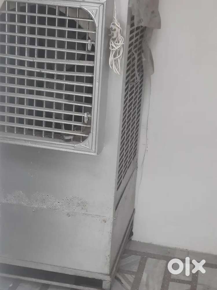 6 student chairs ,white board, music system  , long body cooler9000,