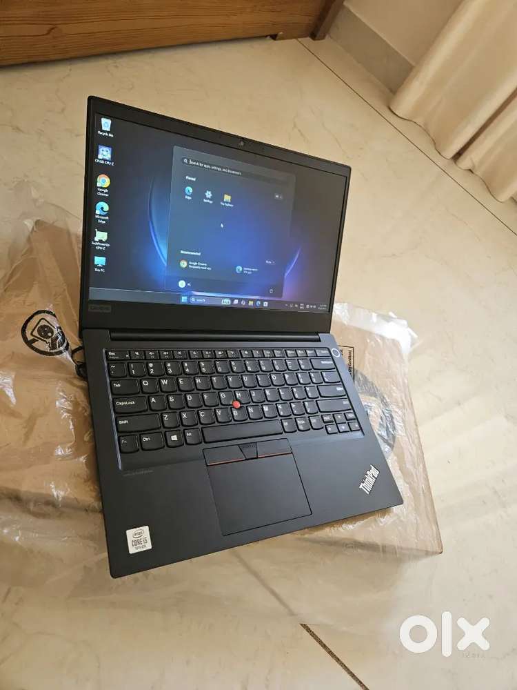 Lenovo Thinkpad CORE i5/8GB/256GB SSD /14 INCH SLIM