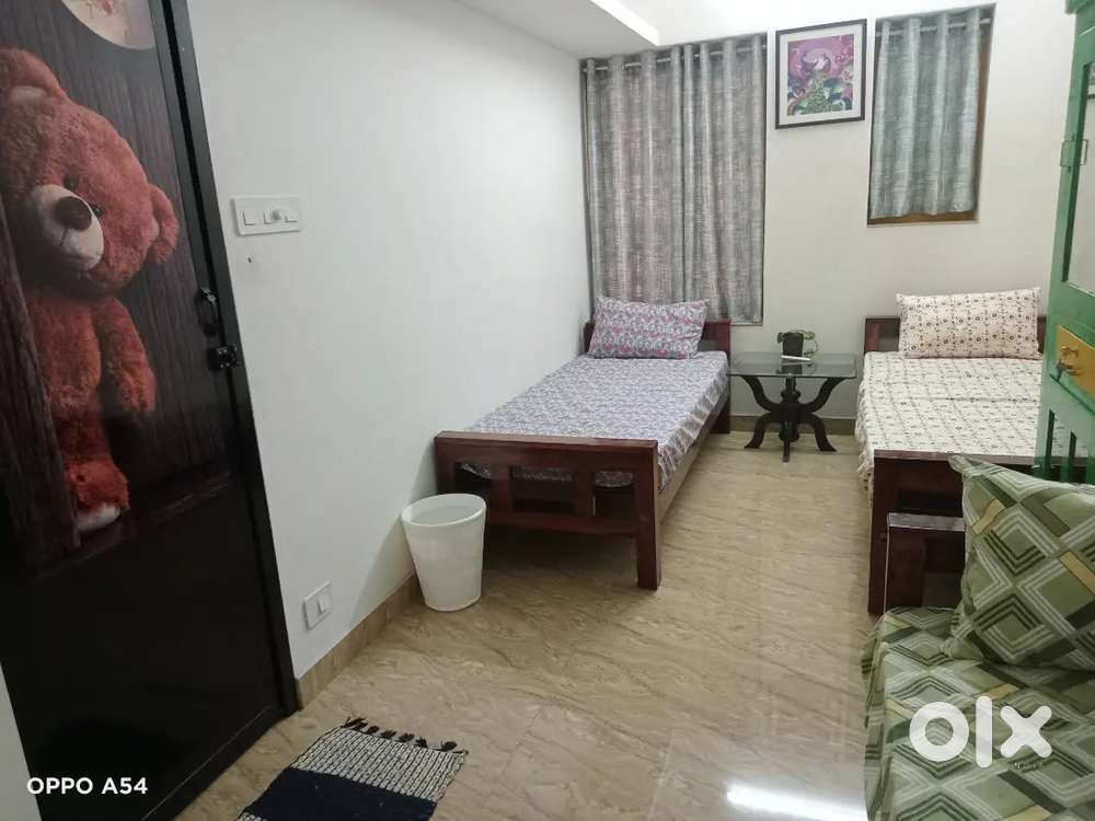 Tvm, karamana, near PRS hospital, ladies Only