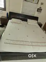 Double Bed (75x72) with Side Tables