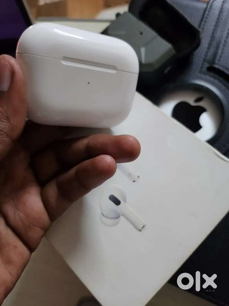 Apple Airpods Pro 2nd Gen Brand New Condotion With Bill Box.