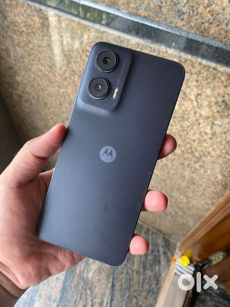 4 month old with box and charger new condition