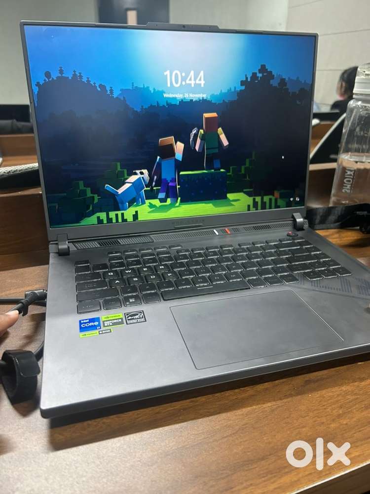 Asus Rog strix g16 (2024) 3 months old