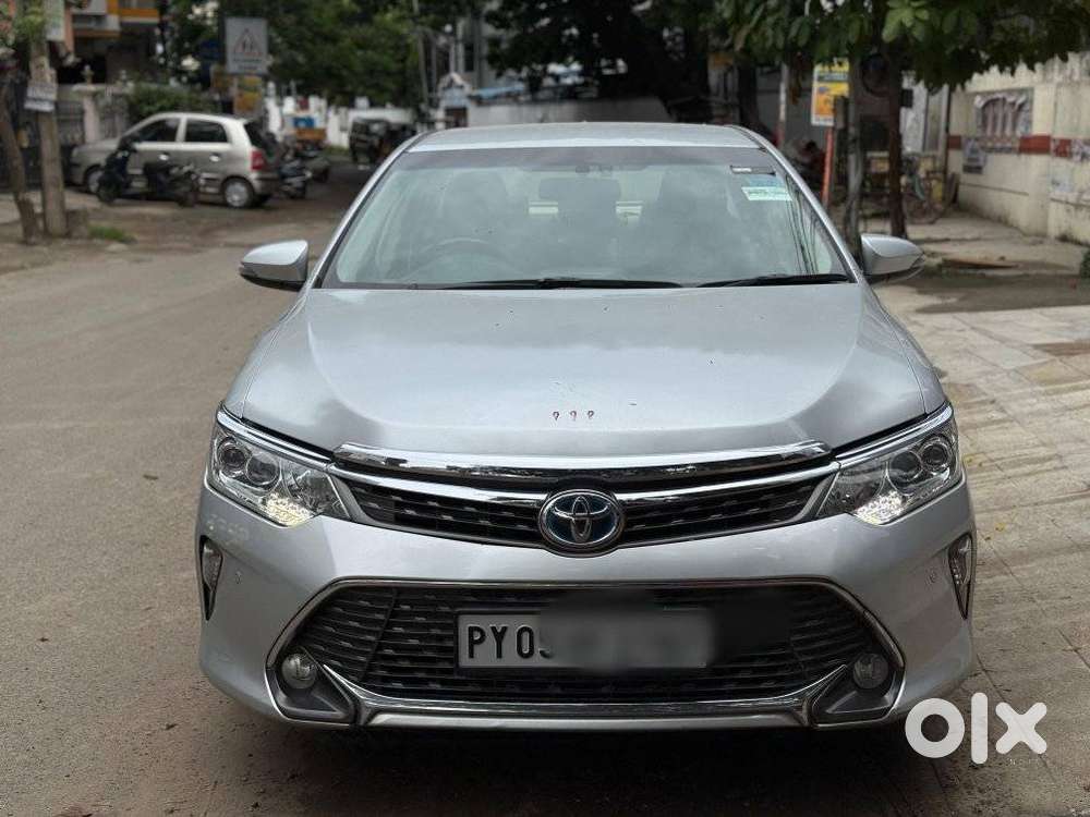 Toyota Camry Hybrid 2.5, 2016, Petrol