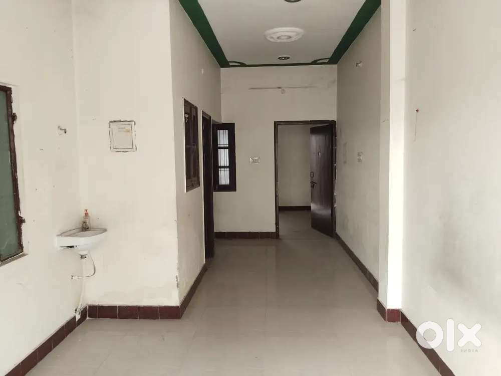 Apartment with big balconyindependent