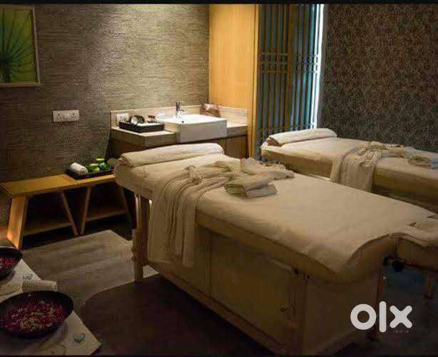 Noida Spa required girl