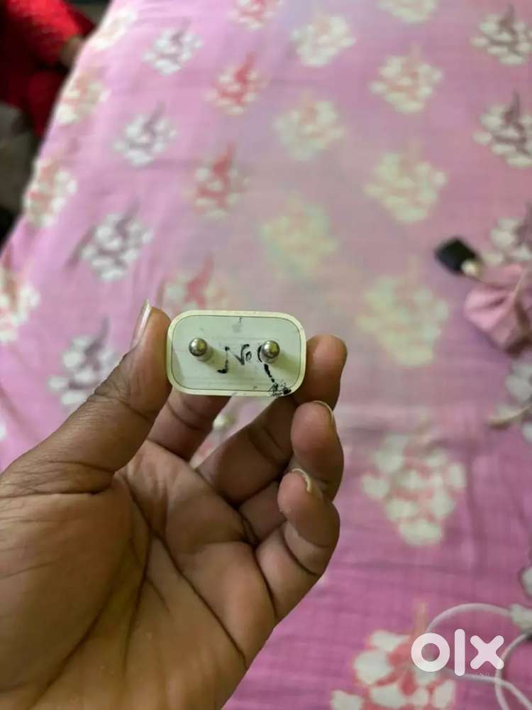 iPhone Charger & Cables