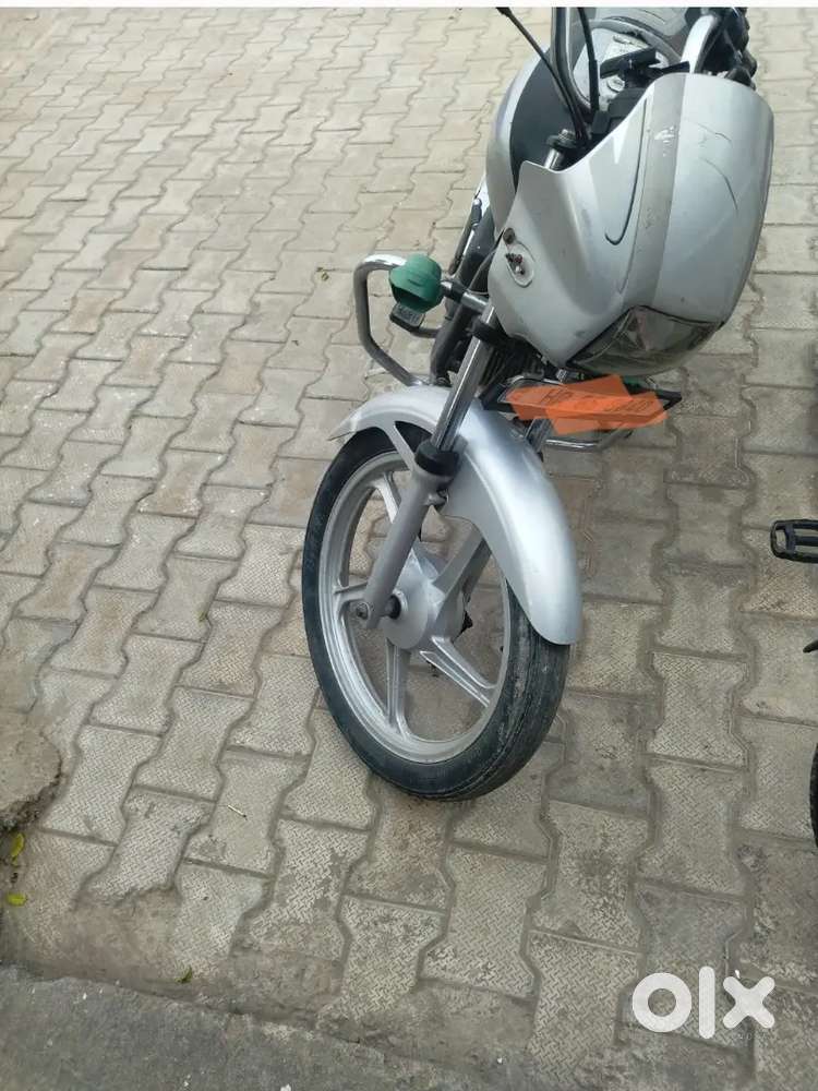 Xcent condition, new tyre, new battary ok report