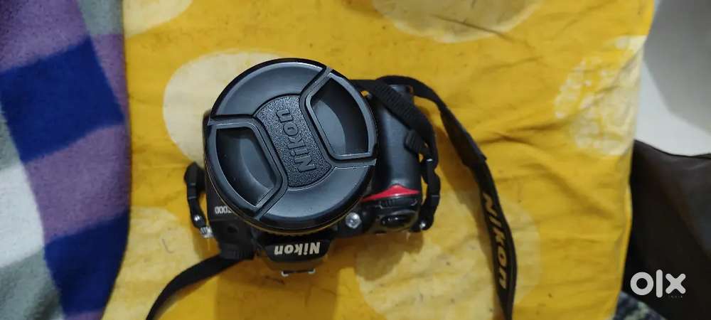 Nikon 7000