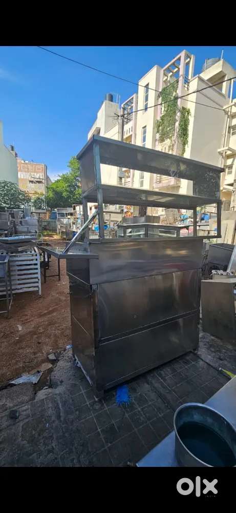 Food cart height 10feet