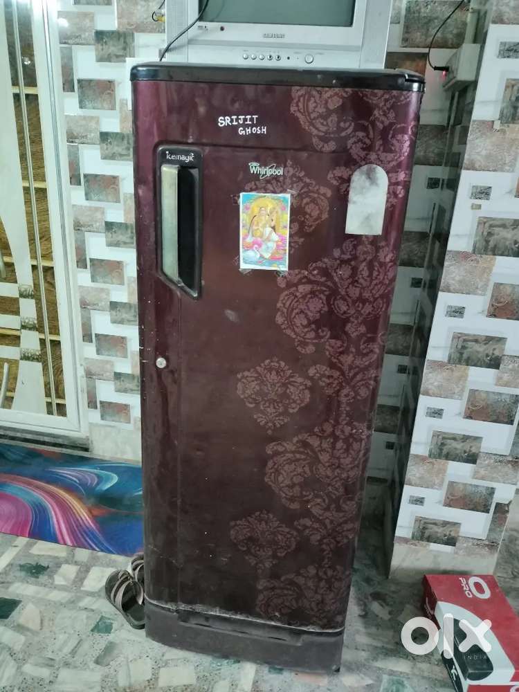 Single door fridge