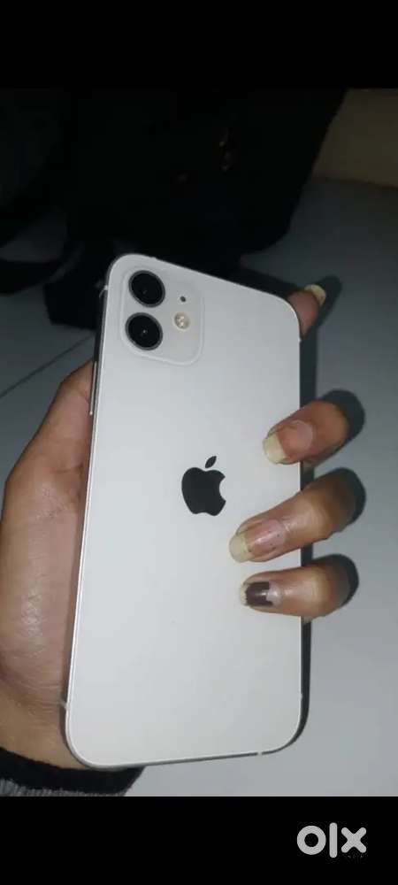 I phone 12 get refurbished model at genuine price in your budget