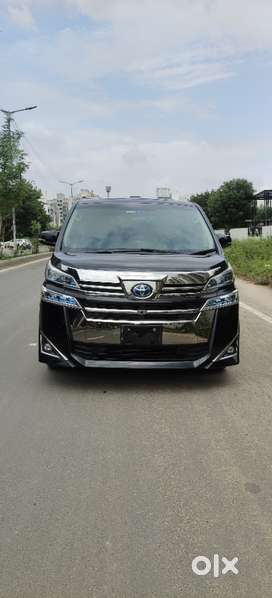 Toyota VELLFIRE 2.5 Executive Lounge, 2023, Petrol