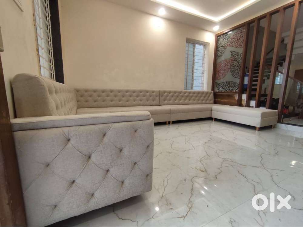 तुलसी नगर में शानदार फुल फर्निश्ड बंगला बेचना है।