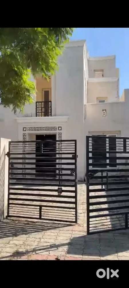 5bhk duplex villa on 60ft road  in Emaar 108