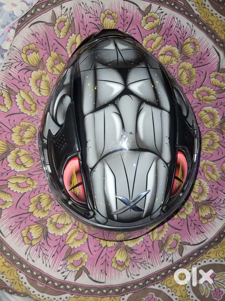 Axor helmet venomous